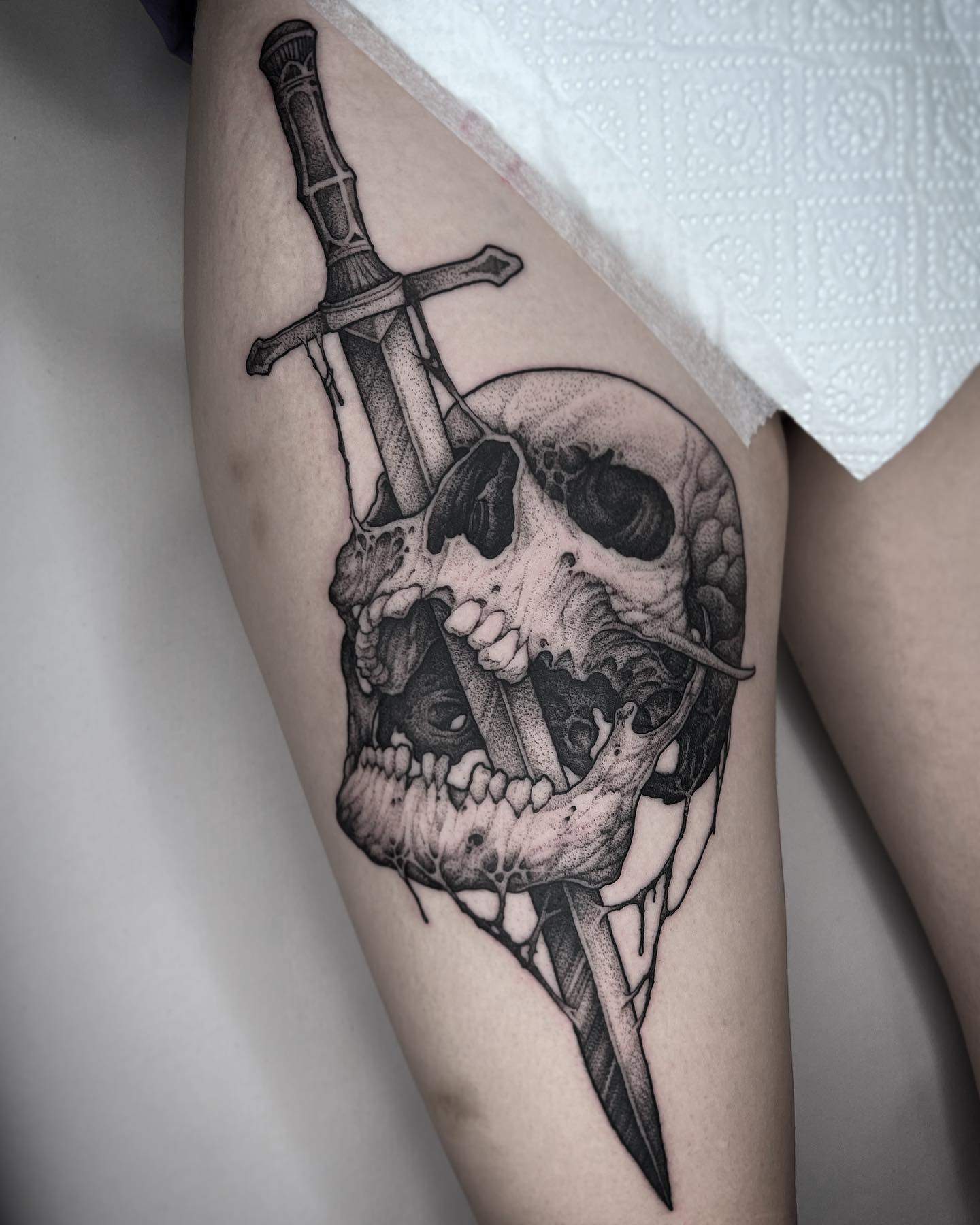 skull & sword